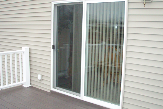 Cherry Valley-screen-door-repair